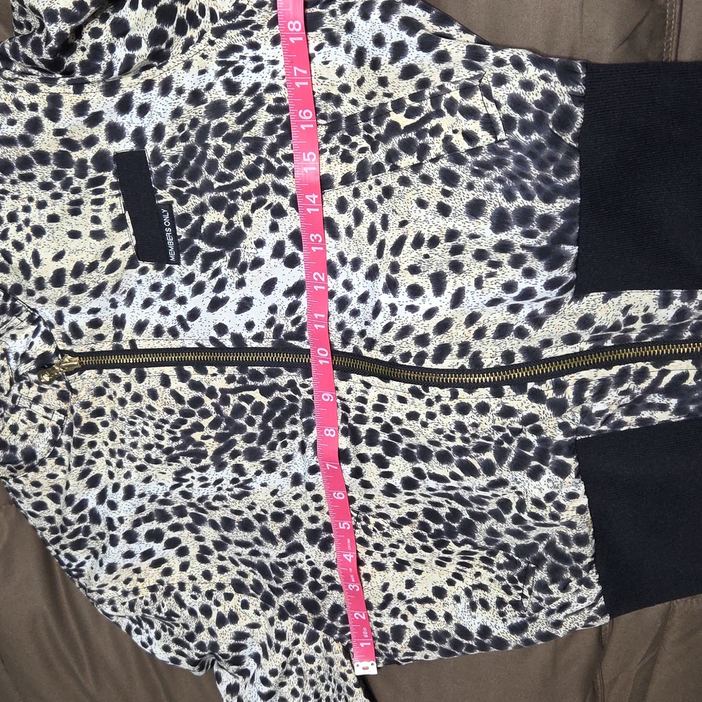 Members Only Leopard Print Jacket - Picture 7 of 8